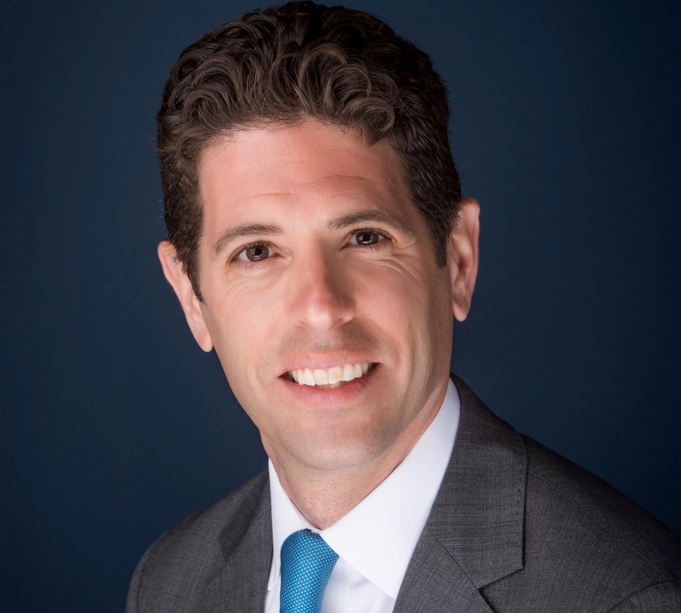 Aaron Mendelsohn headshot